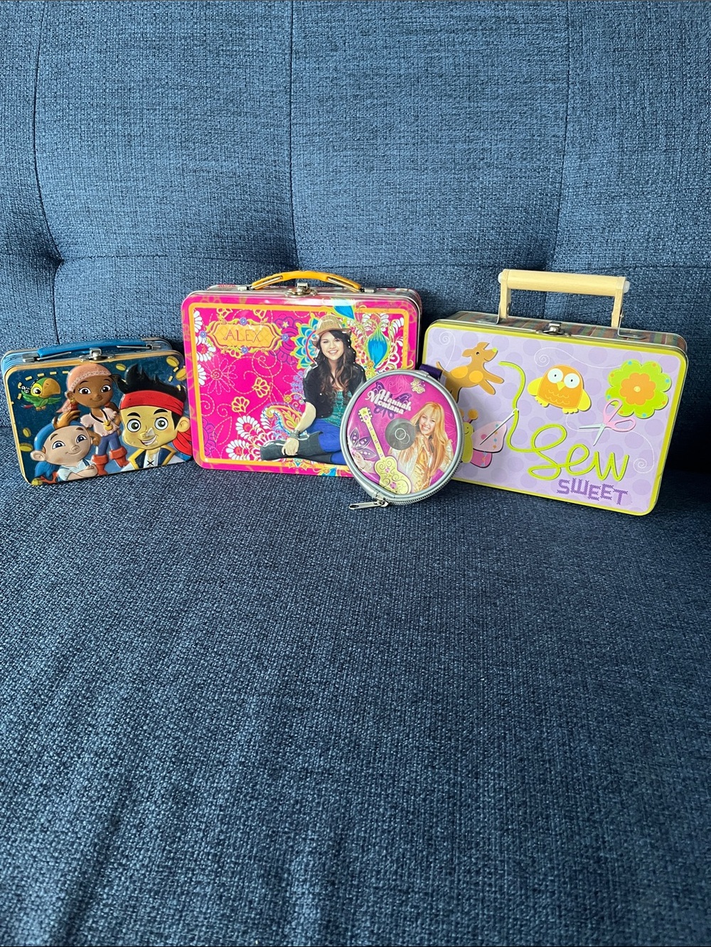 Disney Wizards of Waverly Place Alex and So Sweet Tin Boxes & Coin Purse